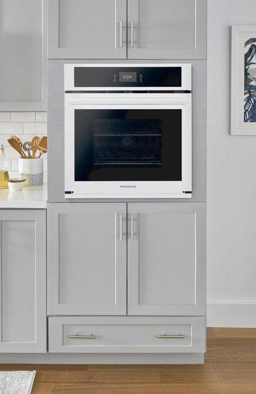 Frigidaire FCWS2727AW 27" Electric Single Wall Oven: White