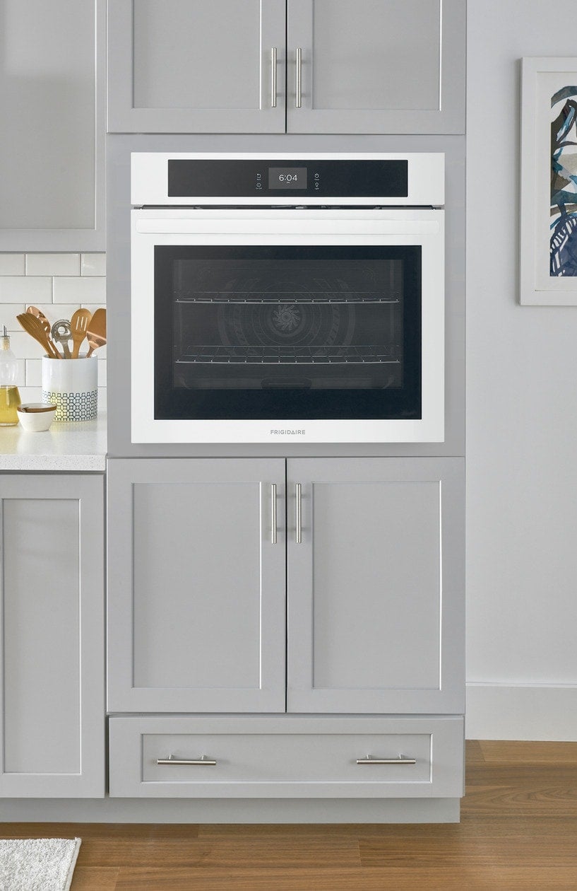 Frigidaire FCWS3027AW 30" Electric Single Wall Oven: White