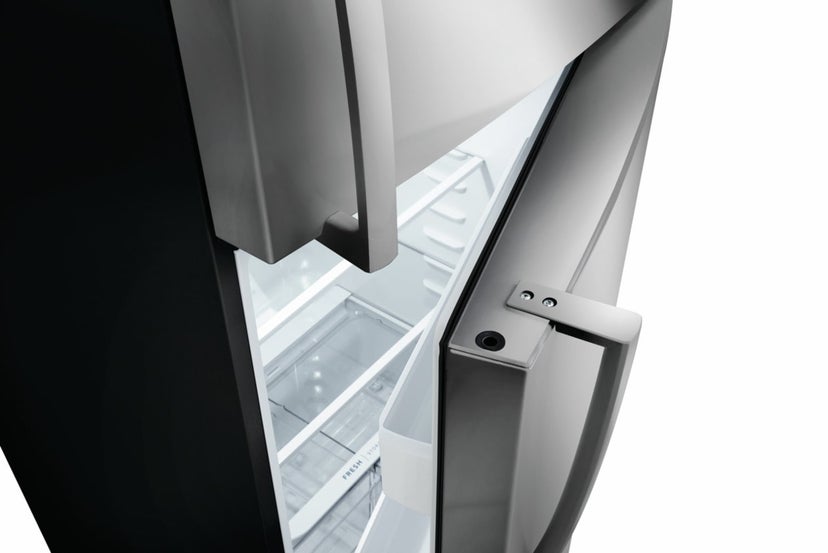 Frigidaire FFHT2022AS 30 Inch Freestanding Top Freezer Refrigerator with...