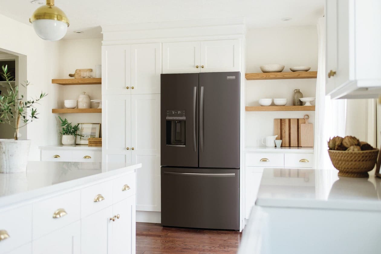 Frigidaire GRFC2353AD Black Stainless Steel