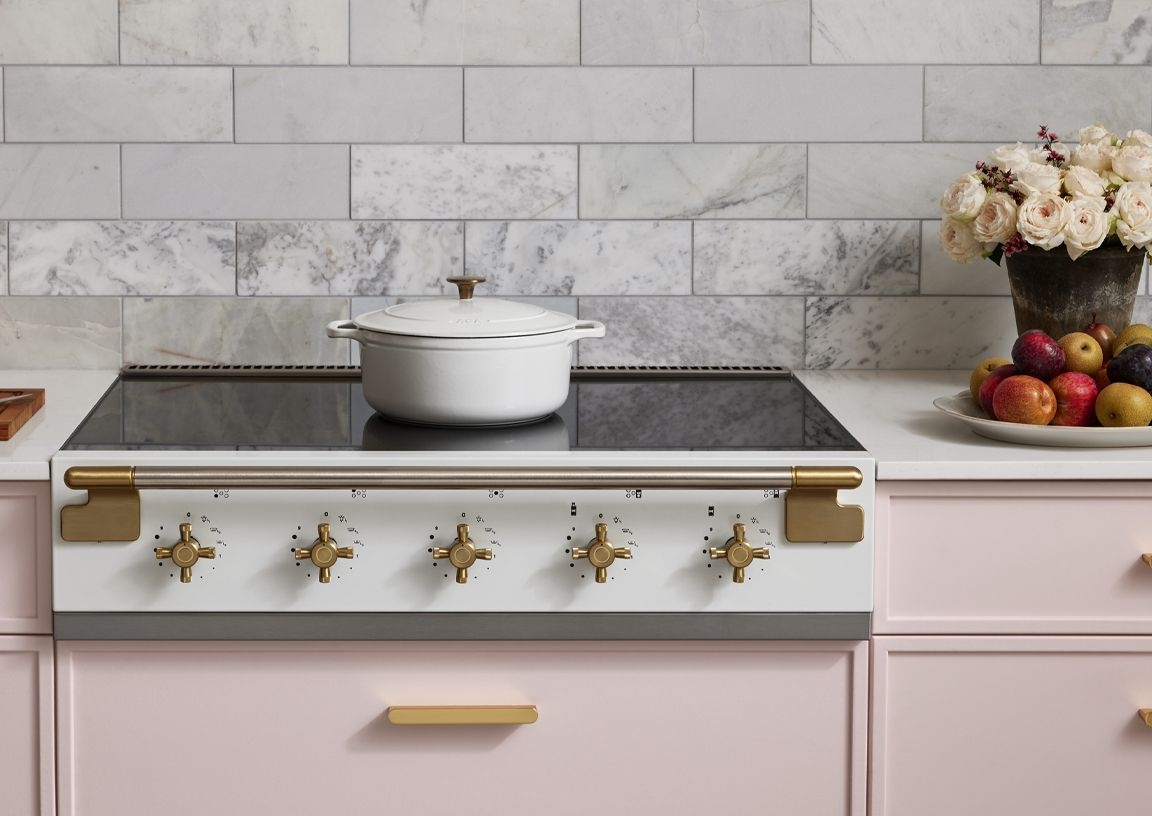 AGA AEL361INRTABWHT White With Antique Brass Trim