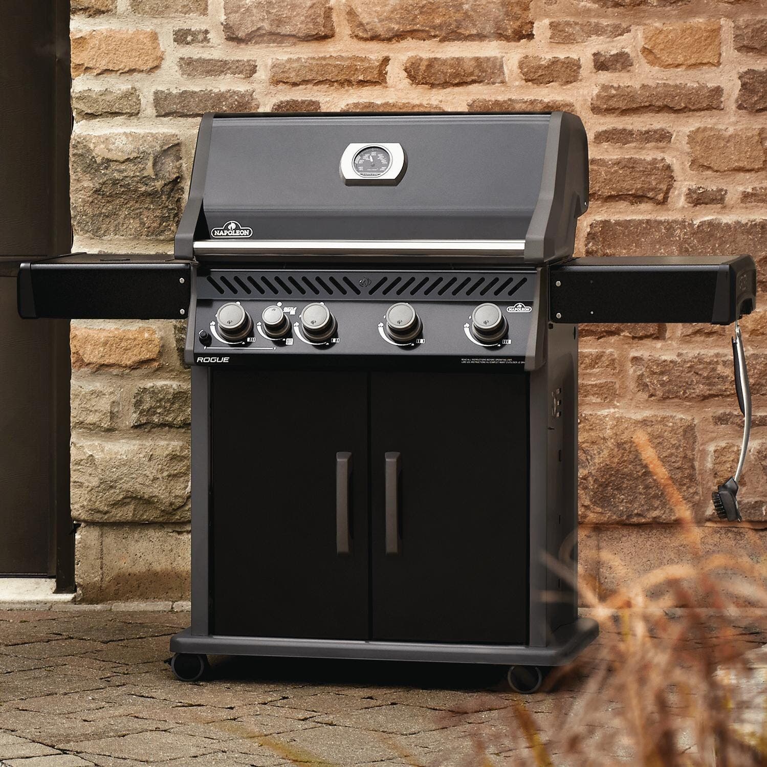 Napoleon RXT525SIBPK1 Black with Liquid Propane