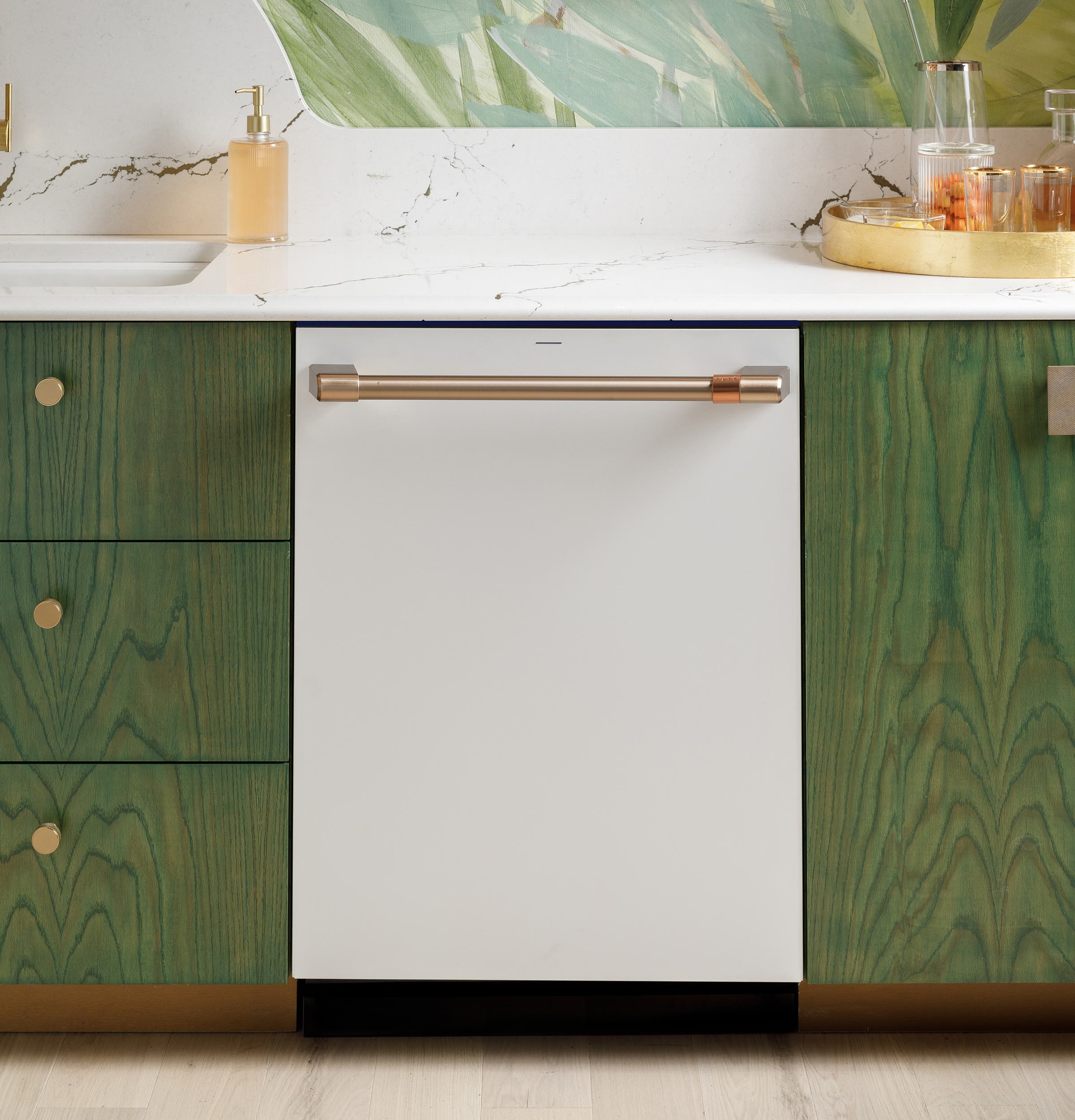 Cafe CDT858P4VW2 Matte White with Brushed Bronze Handles
