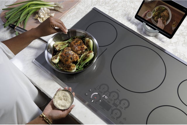 Cafe CHP90301TBB 30 Inch Induction Cooktop With 4 Elements: Black