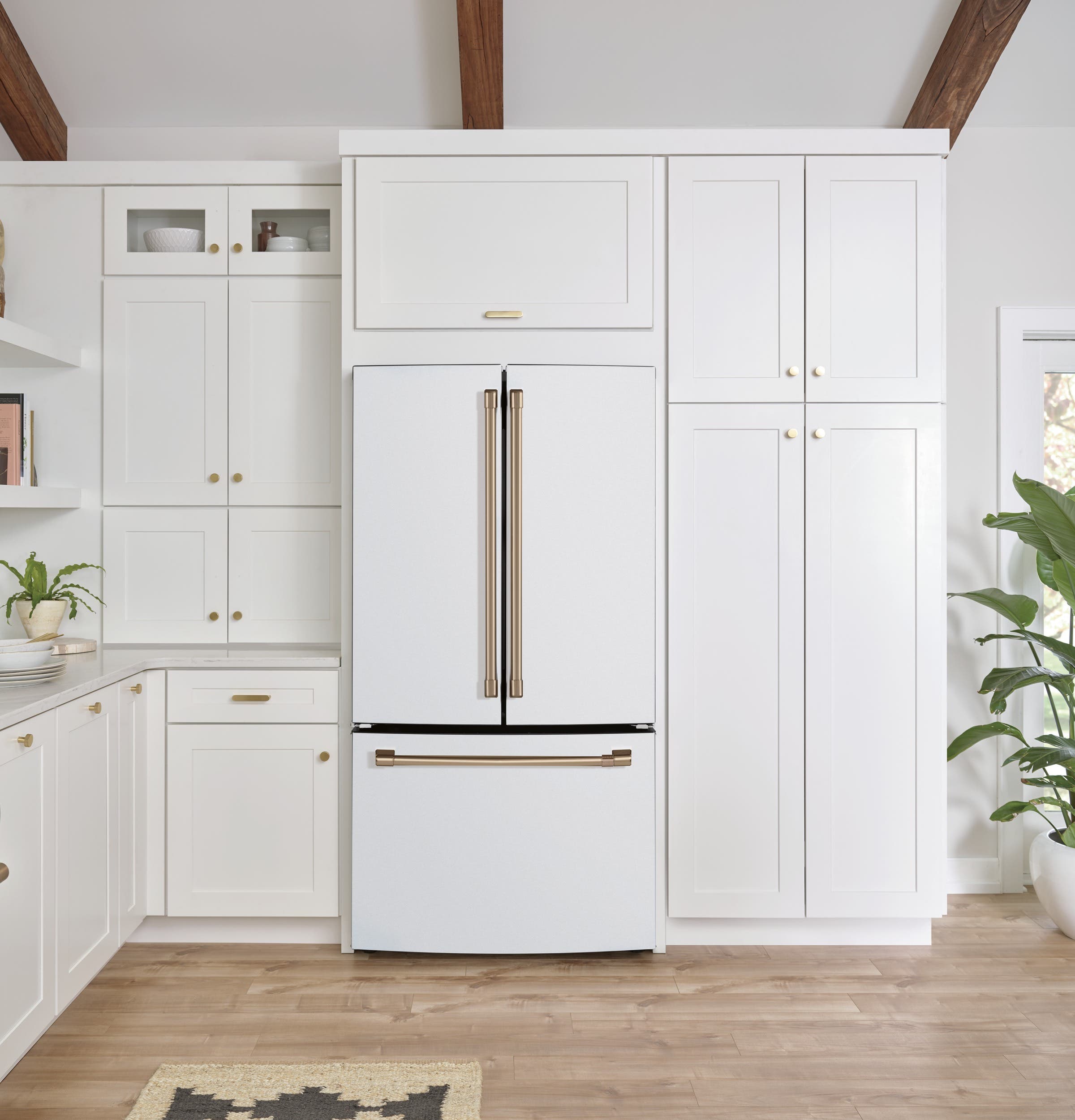 Cafe CWE19SP4NW2 Matte White/Brushed Bronze Handles