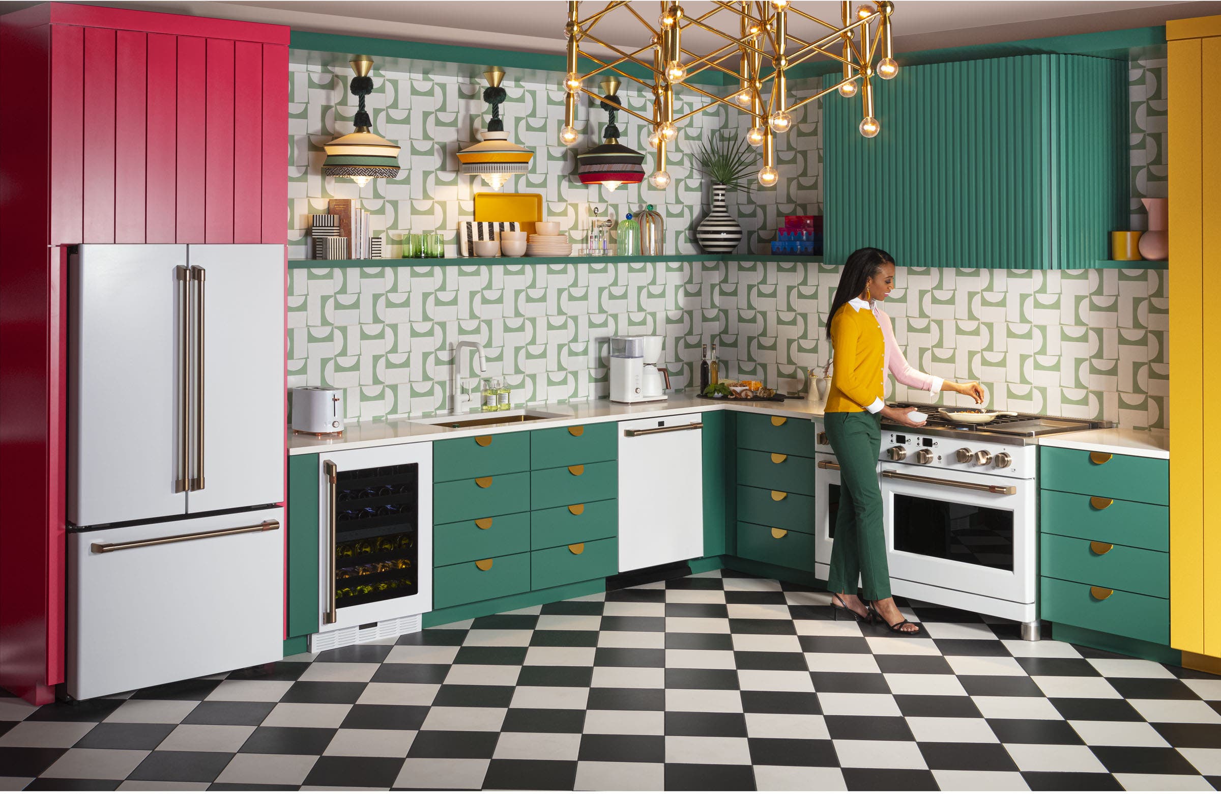 Cafe CWE23SP4MW2 Matte White with Brushed Bronze Handles