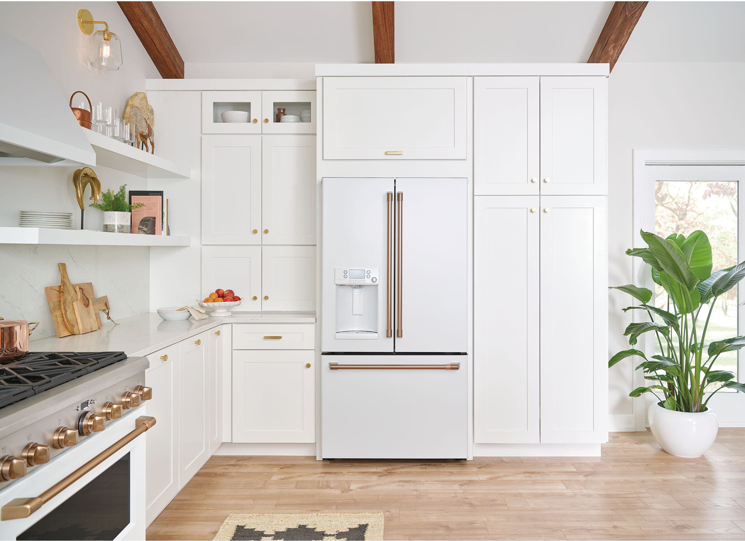 Cafe CYE22TP4MW2 Matte White with Brushed Bronze Handles