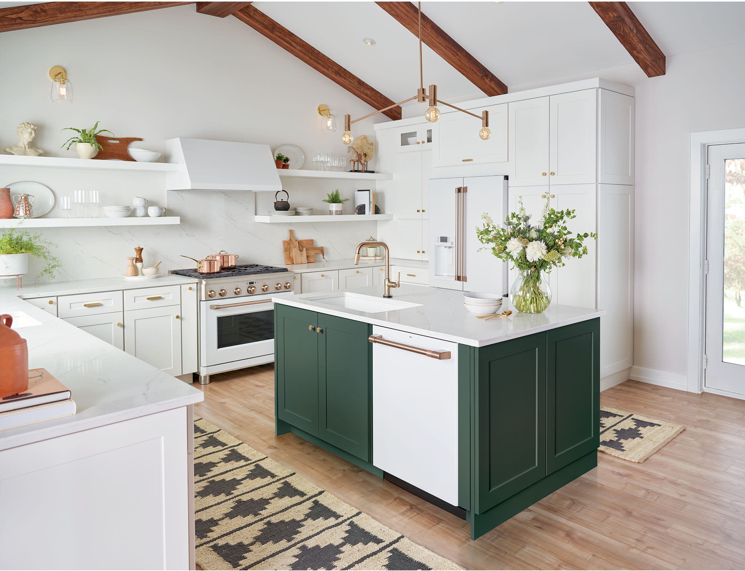 Cafe CYE22TP4MW2 Matte White with Brushed Bronze Handles