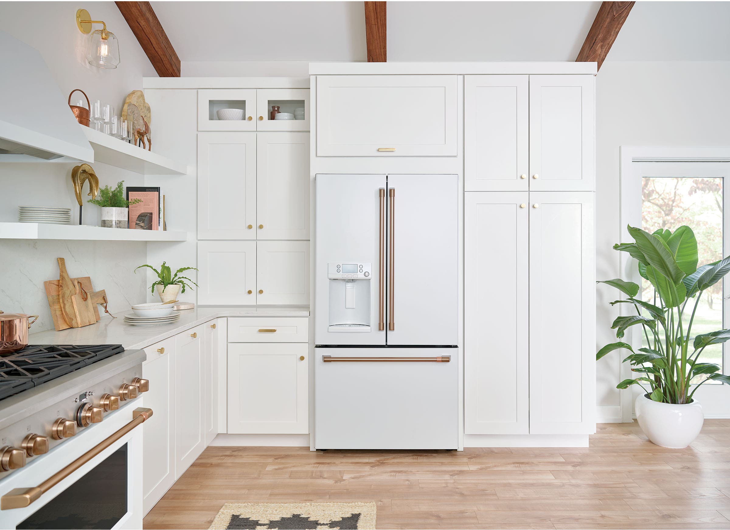Cafe CYE22TP4MW2 Matte White with Brushed Bronze Handles