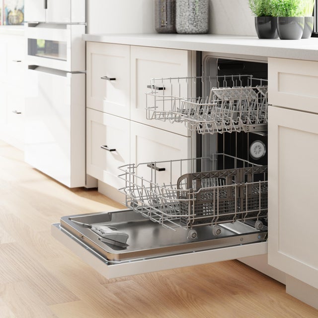 Bosch SHE3AEM2N 24 Inch Full Console Built-In Smart Dishwasher wit...