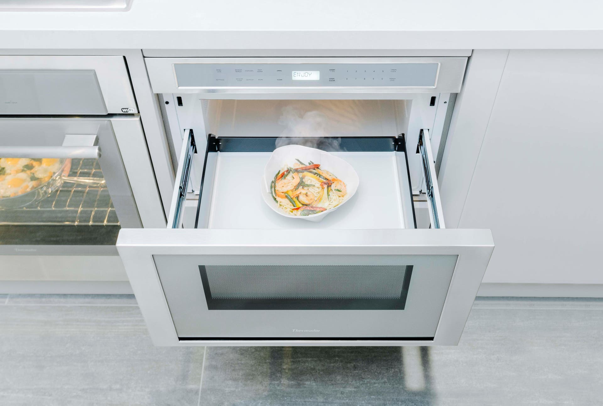 Microdrawer Thermador MD24BS 24 Inch MicroDrawer Smart Microwave Stainless Steel ...