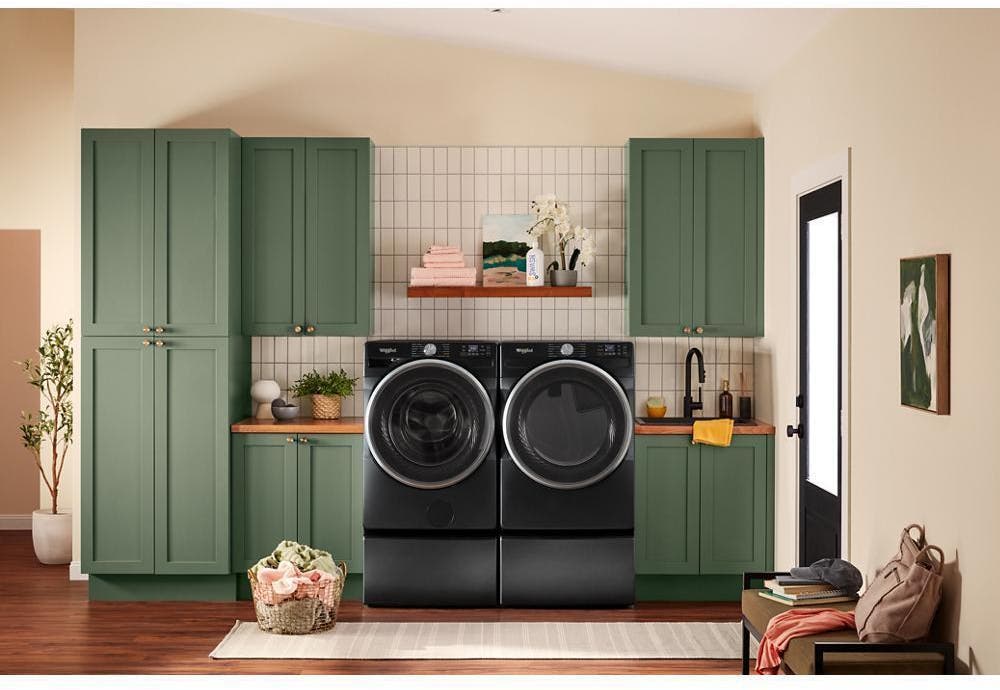Whirlpool WFW6720RU Black