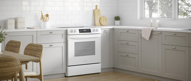 Frigidaire FCFE3062AW 30 Inch Freestanding Electric Range with 5.3 Cu. F...