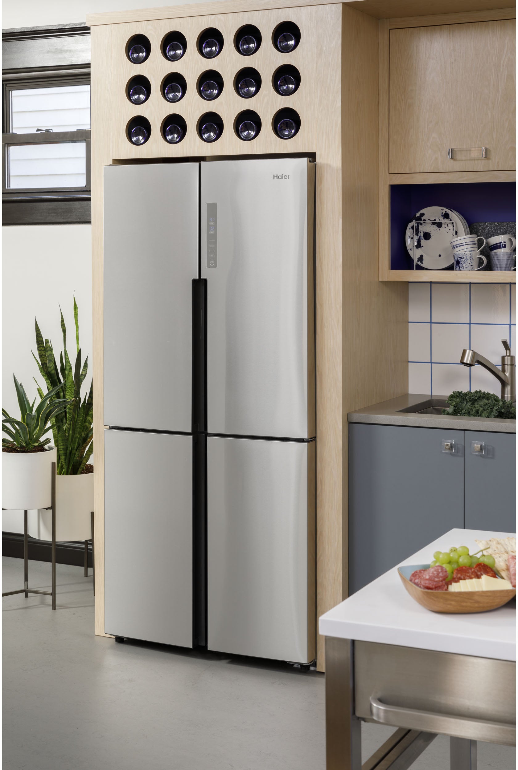 Haier QHE16HYPFS 33 Inch, 16.73 Cu. Ft. Freestanding Counter Depth