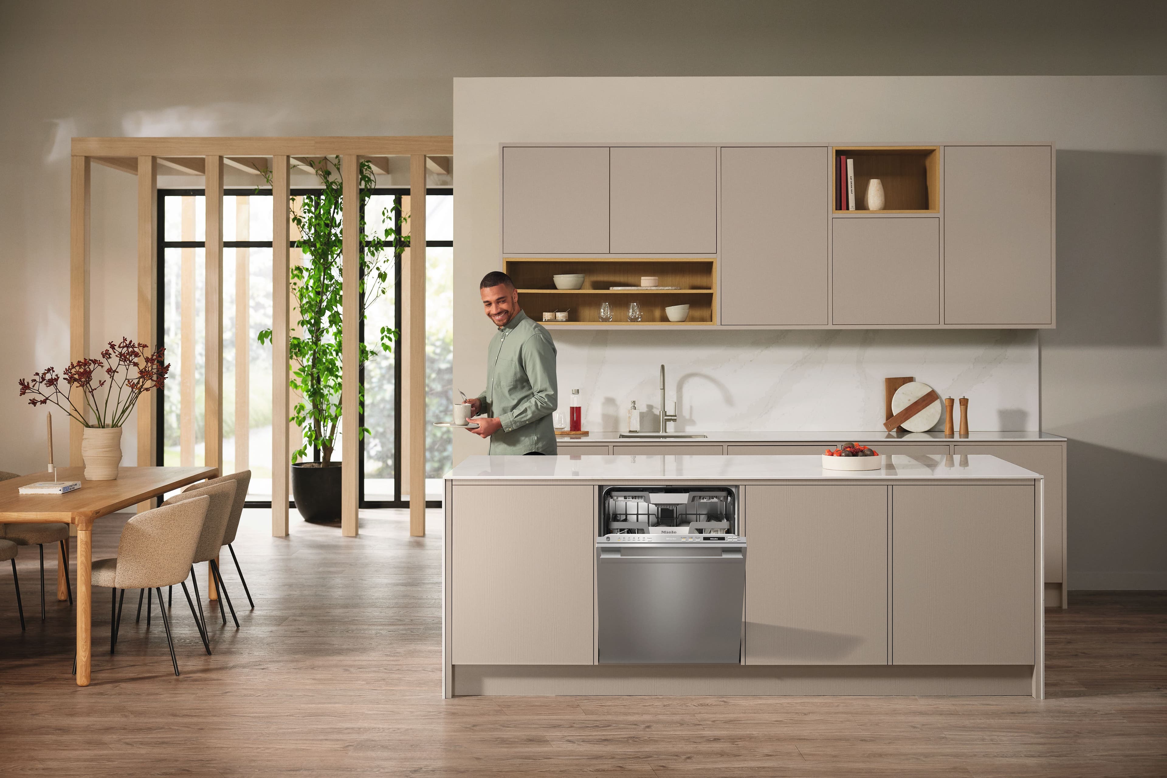 Miele G7196SCVISF Stainless Steel