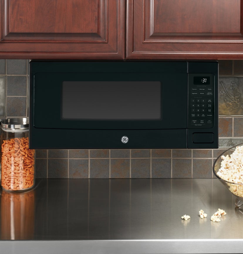 GE PCHK11S1WBB Countertop Microwave Oven, 1.1 Cu.Ft., Sensor, Sma...