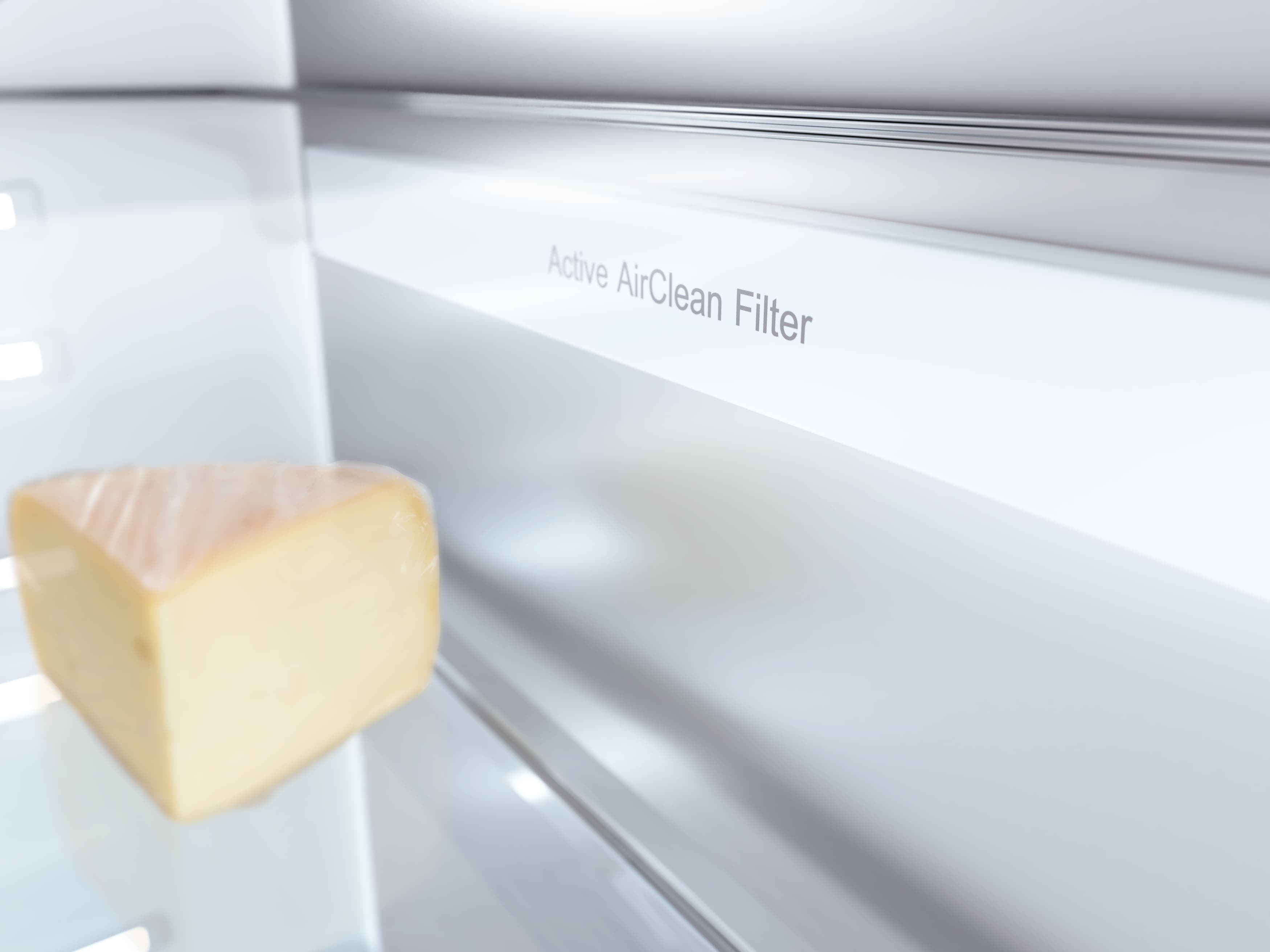 Miele K2802VI 30 Inch, 16.77 Cu. Ft. Built-In Smart Column