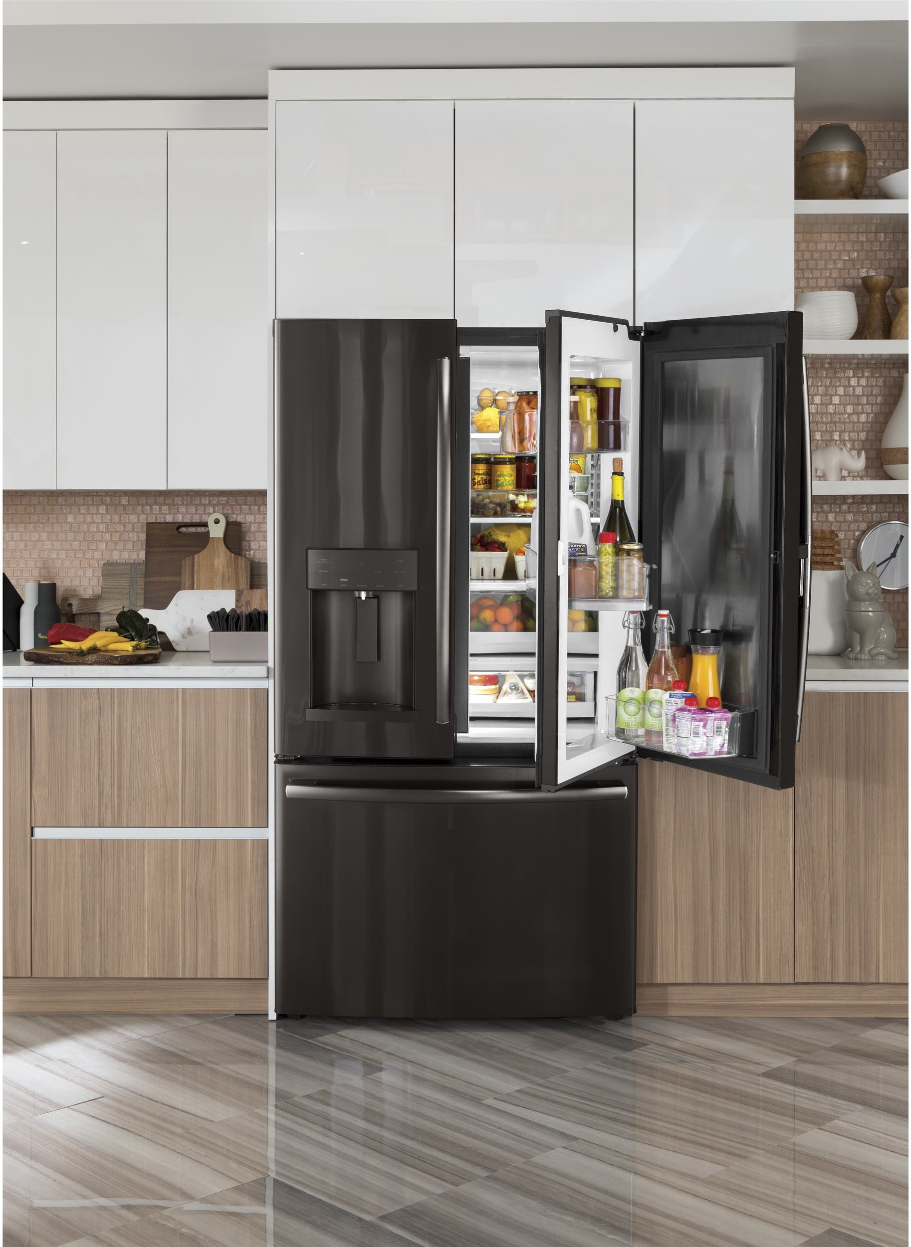 GE GFD28GBLTS Black Stainless Steel