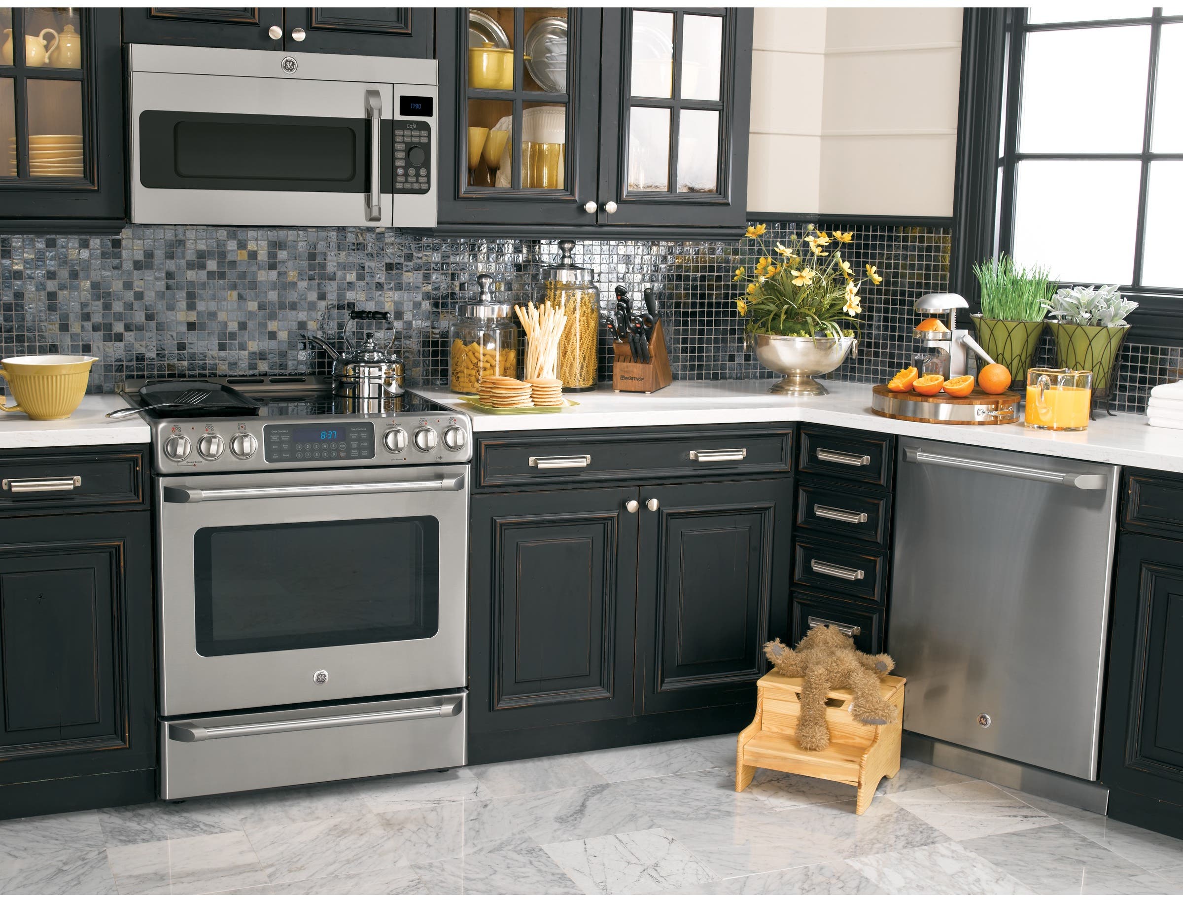 GE CS980SNSS 30" Freestanding Electric Range