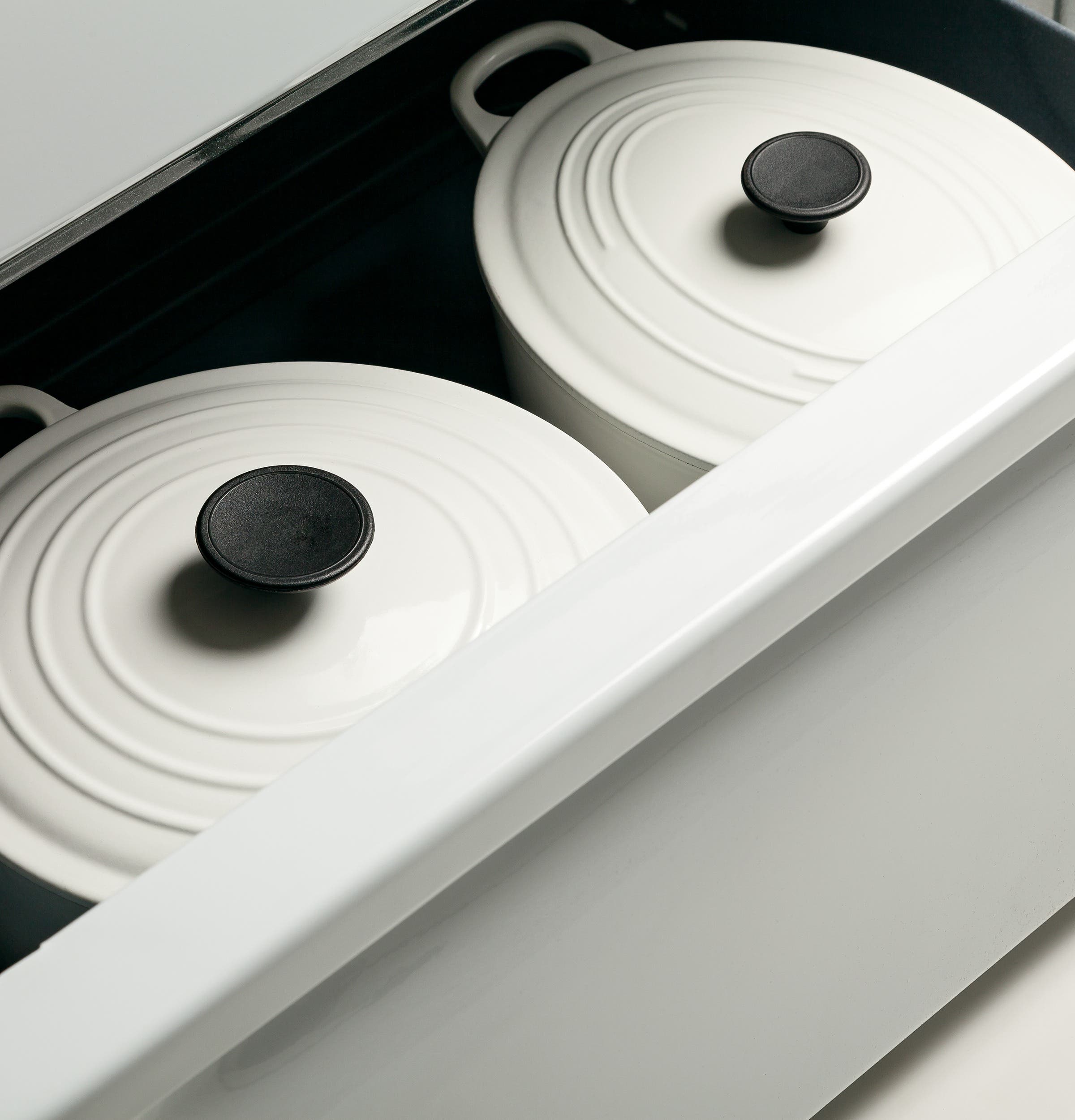 GE JB450DFWW White