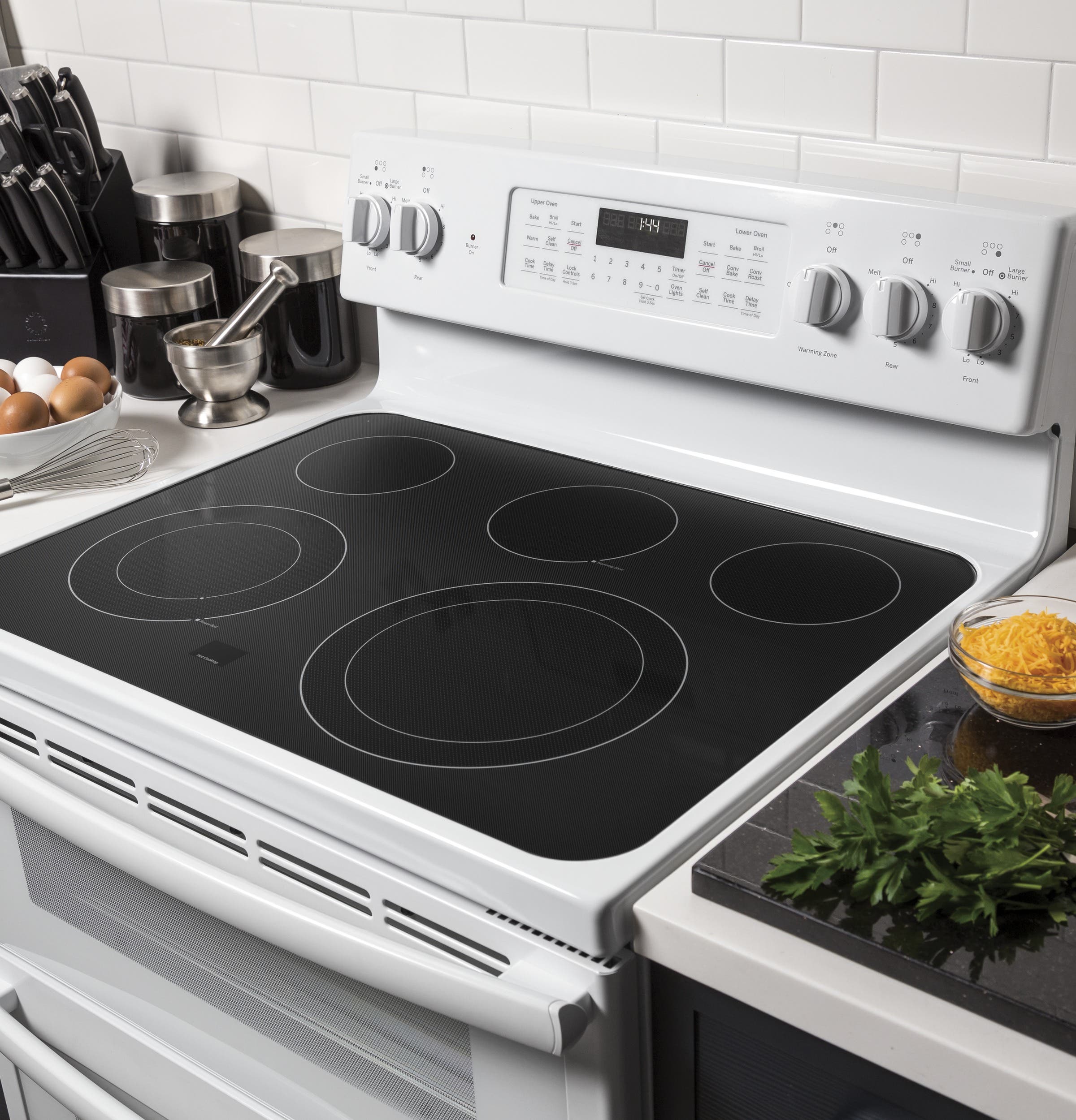GE JB860DJWW White