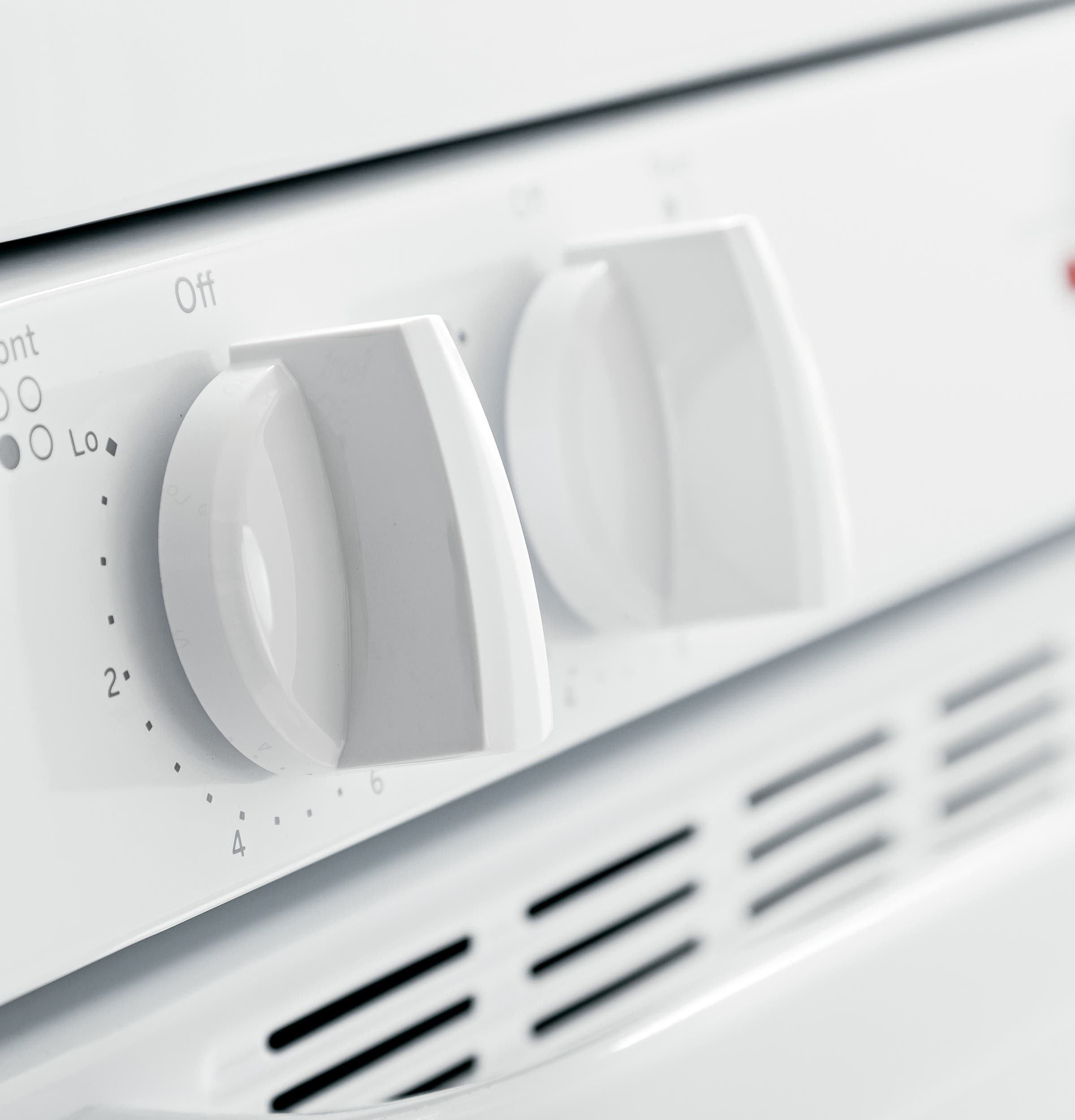 GE JBS45DFWW White