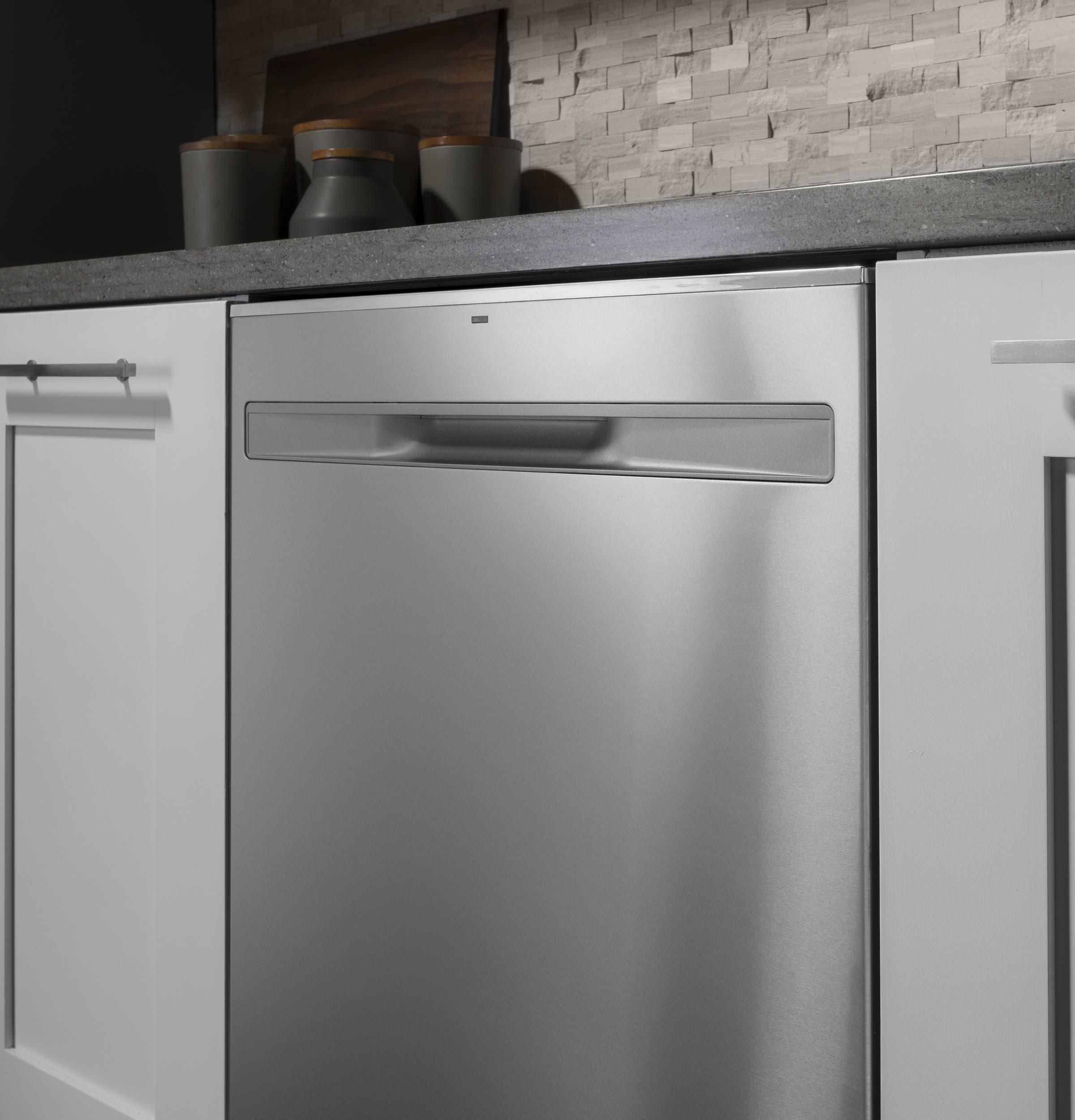 GE GDP615HSMSS Stainless Steel