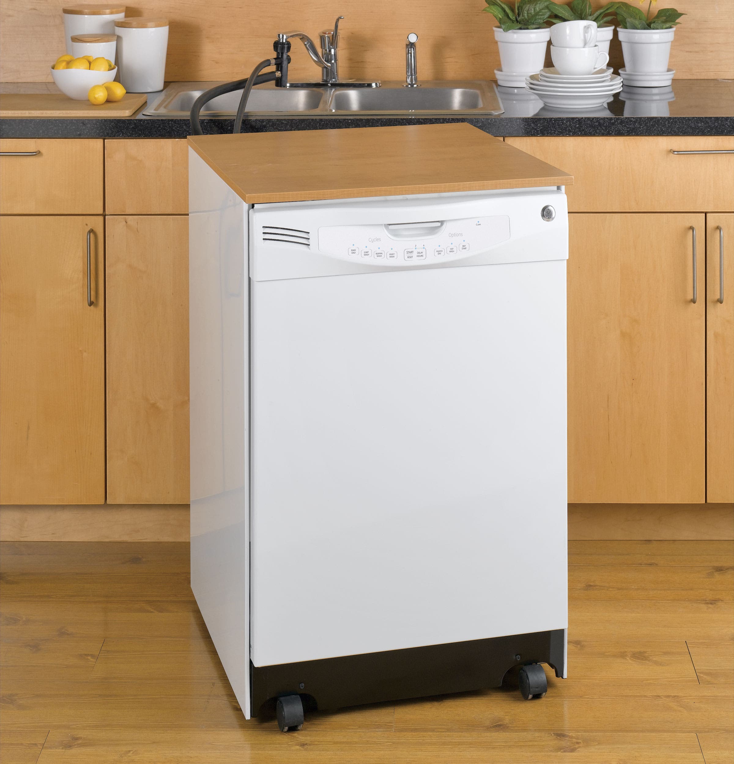 GE GLC4100NWW White on White
