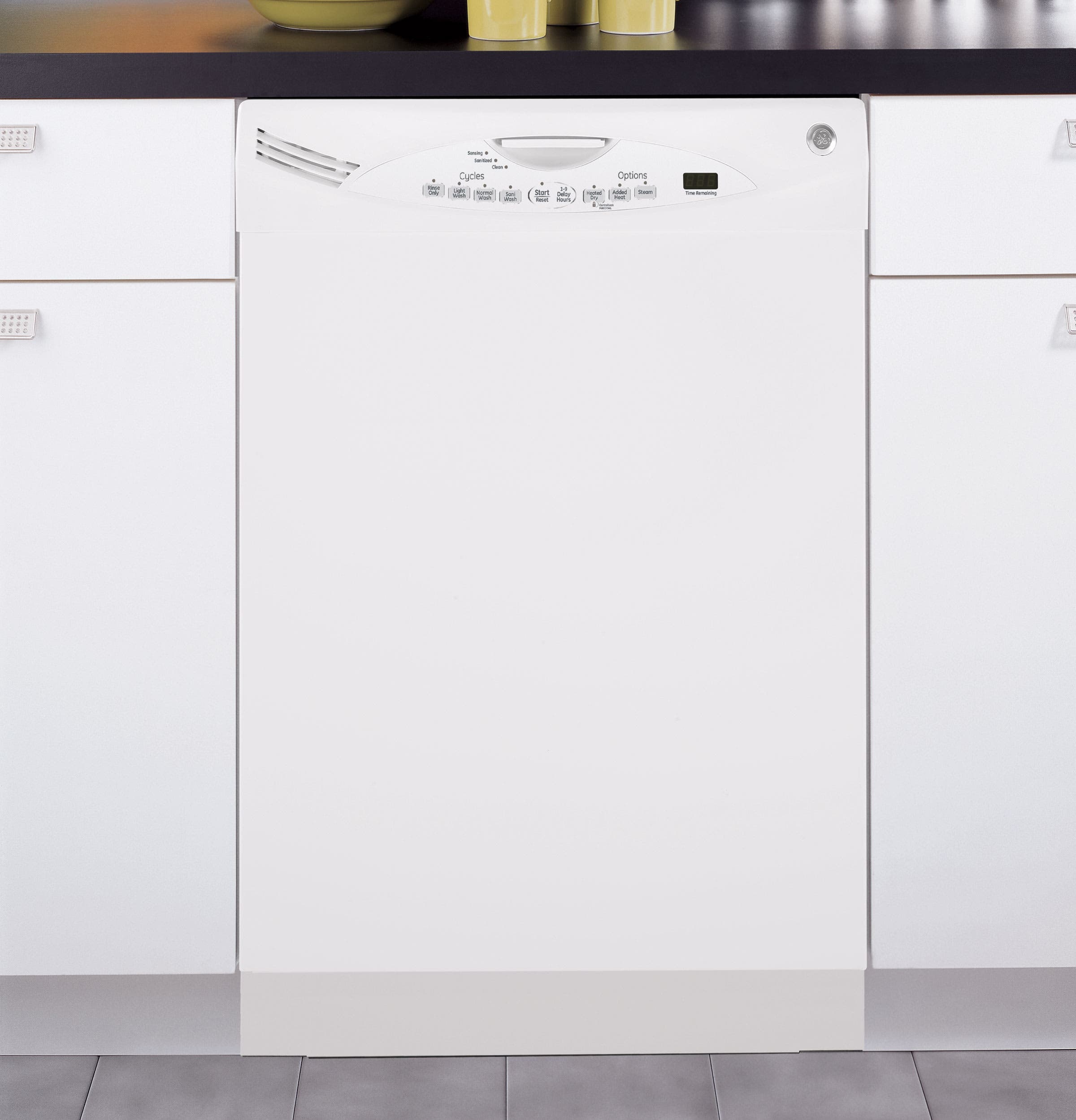 GE GLD6904RWW White on White