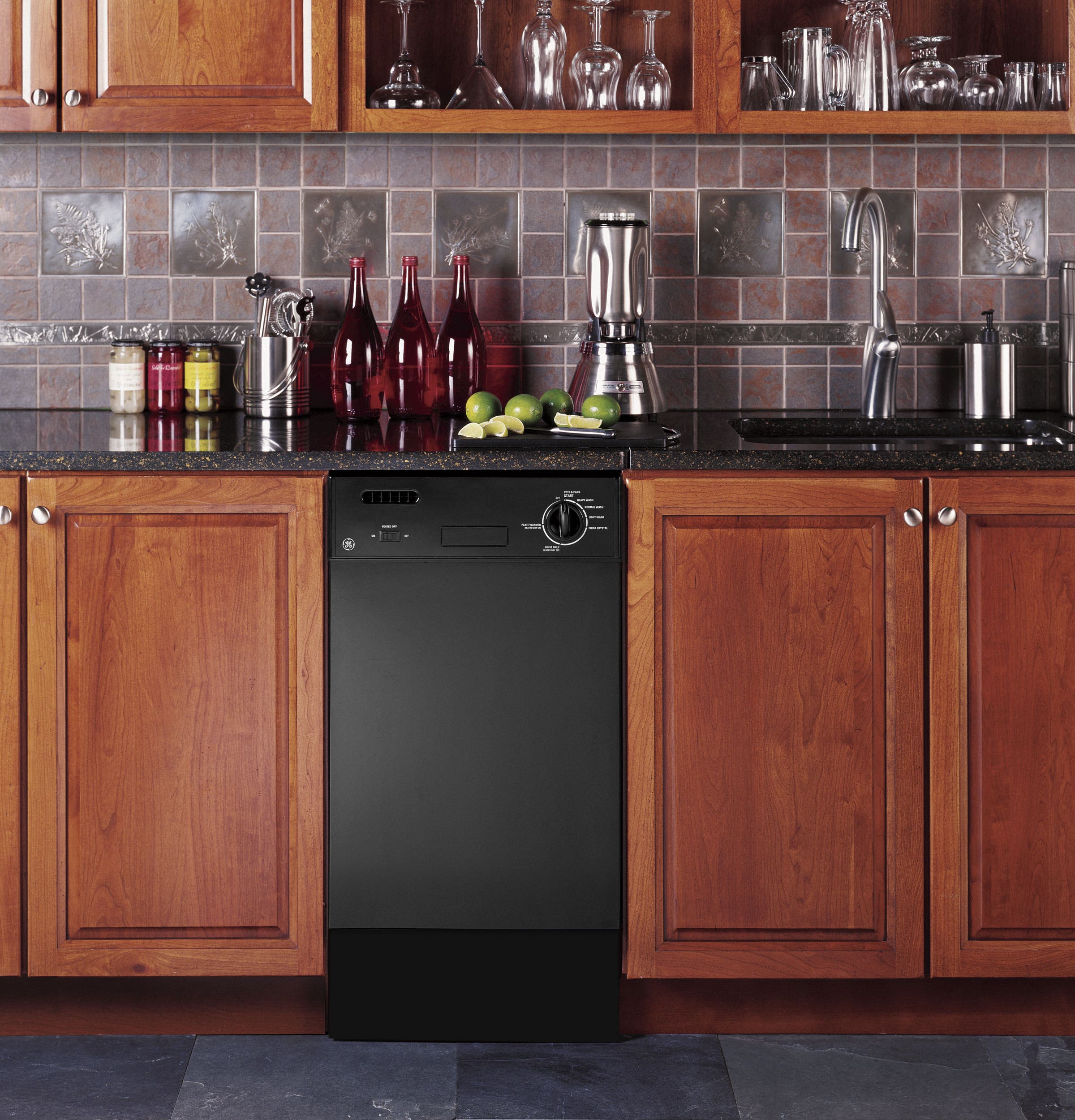 GE GSM1800NBB Black on Black
