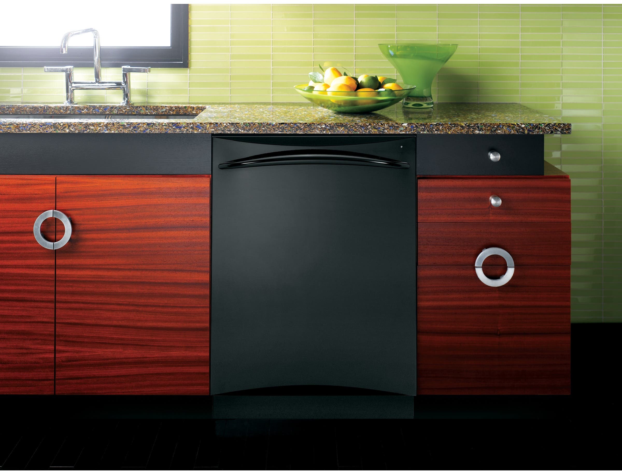GE PDWT500VBB Black