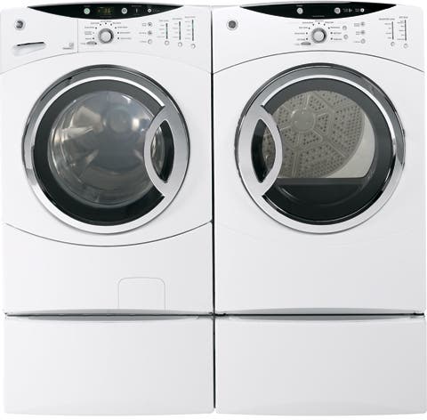 GE DCVH680GJWW White on White