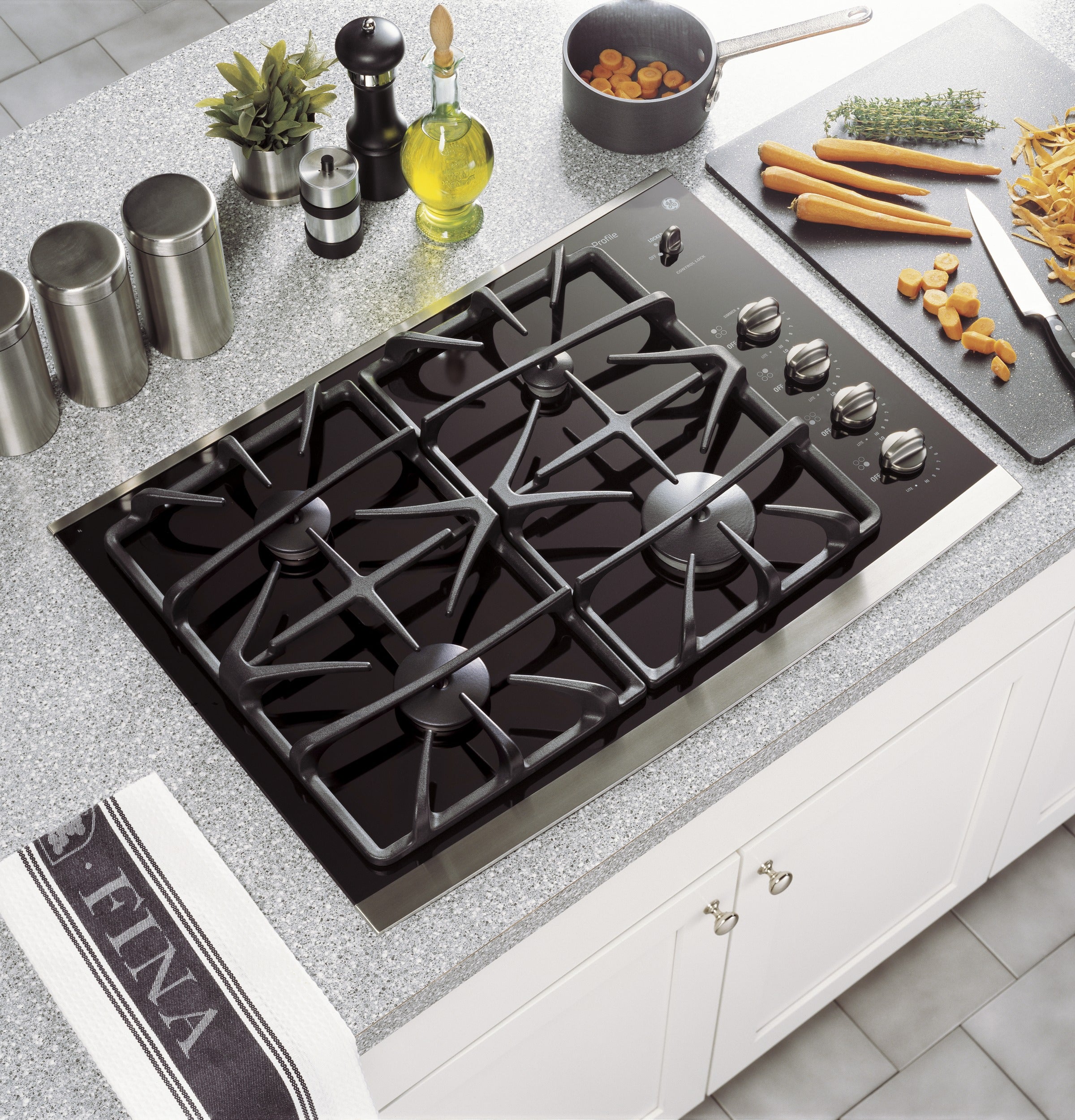 GE JGP940SEKSS 30 Inch Gas Cooktop Stainless Steel | Plesser's