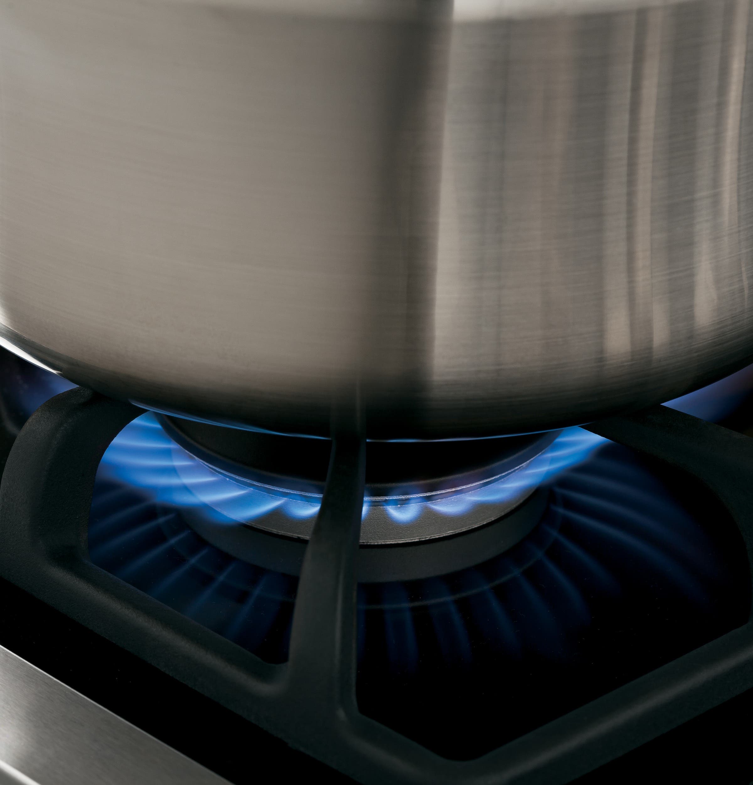 GE JGP940SEKSS Black Surface with Stainless Steel Accents