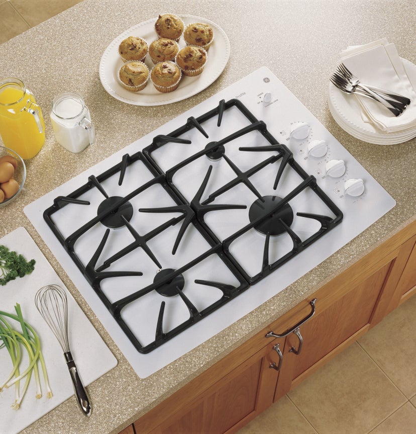 GE JGP940TEKWW 30 Inch Gas Cooktop with 4 Sealed Burners, PowerBo...