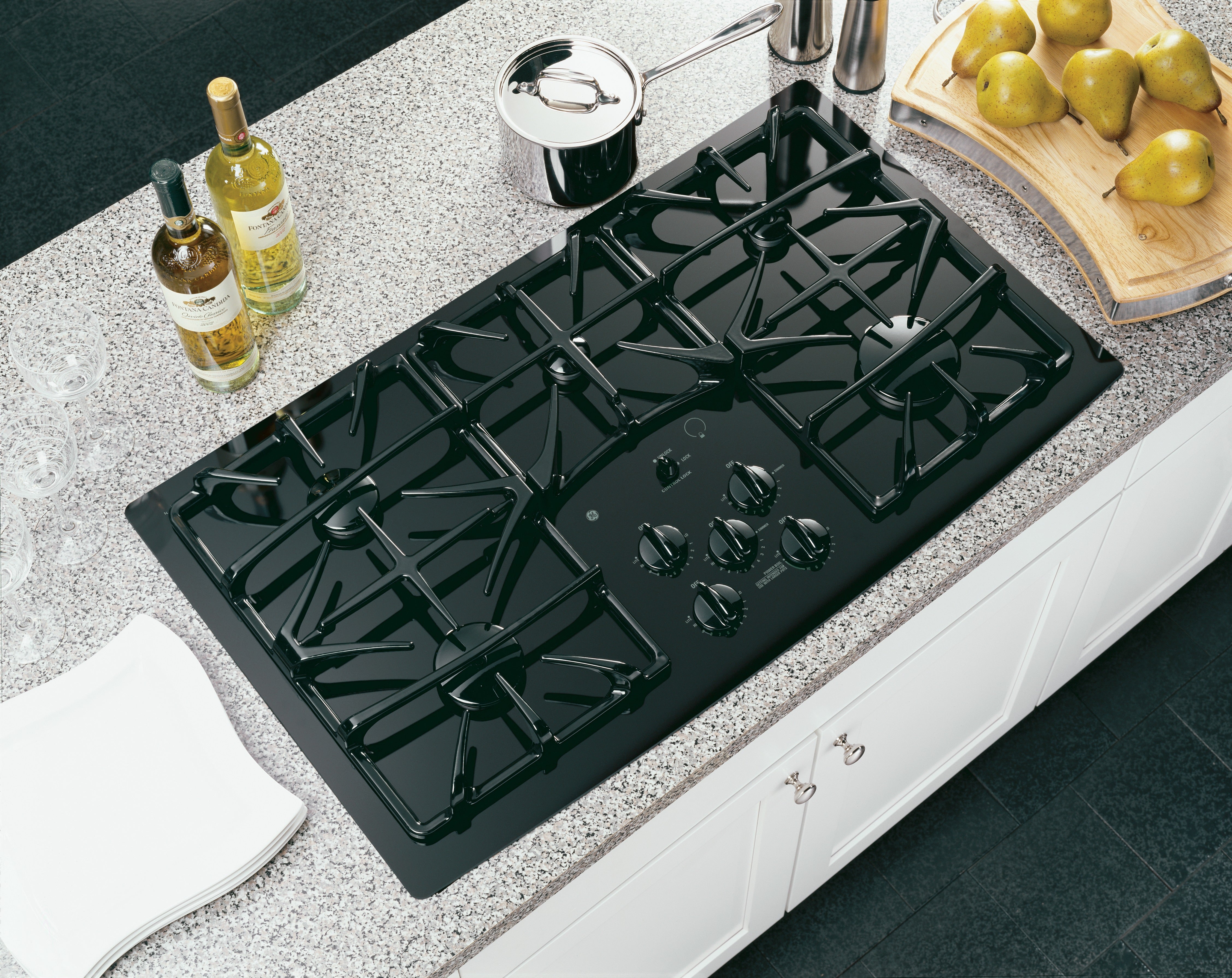 GE JGP970BEKBB 36 Inch Gas Cooktop Black On Black | Plesser's