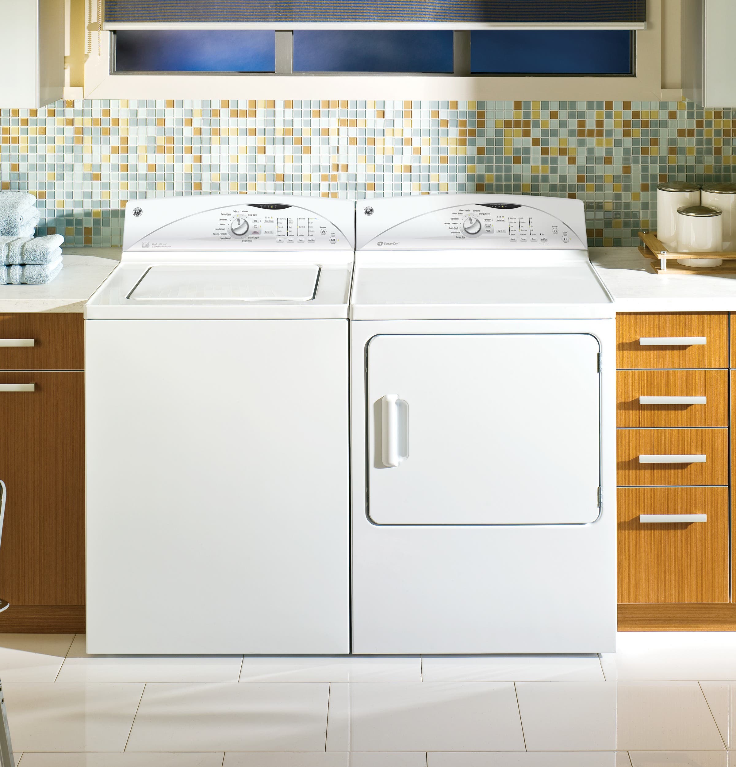 GE GTWN5250DWW 27" Top-Load Washer