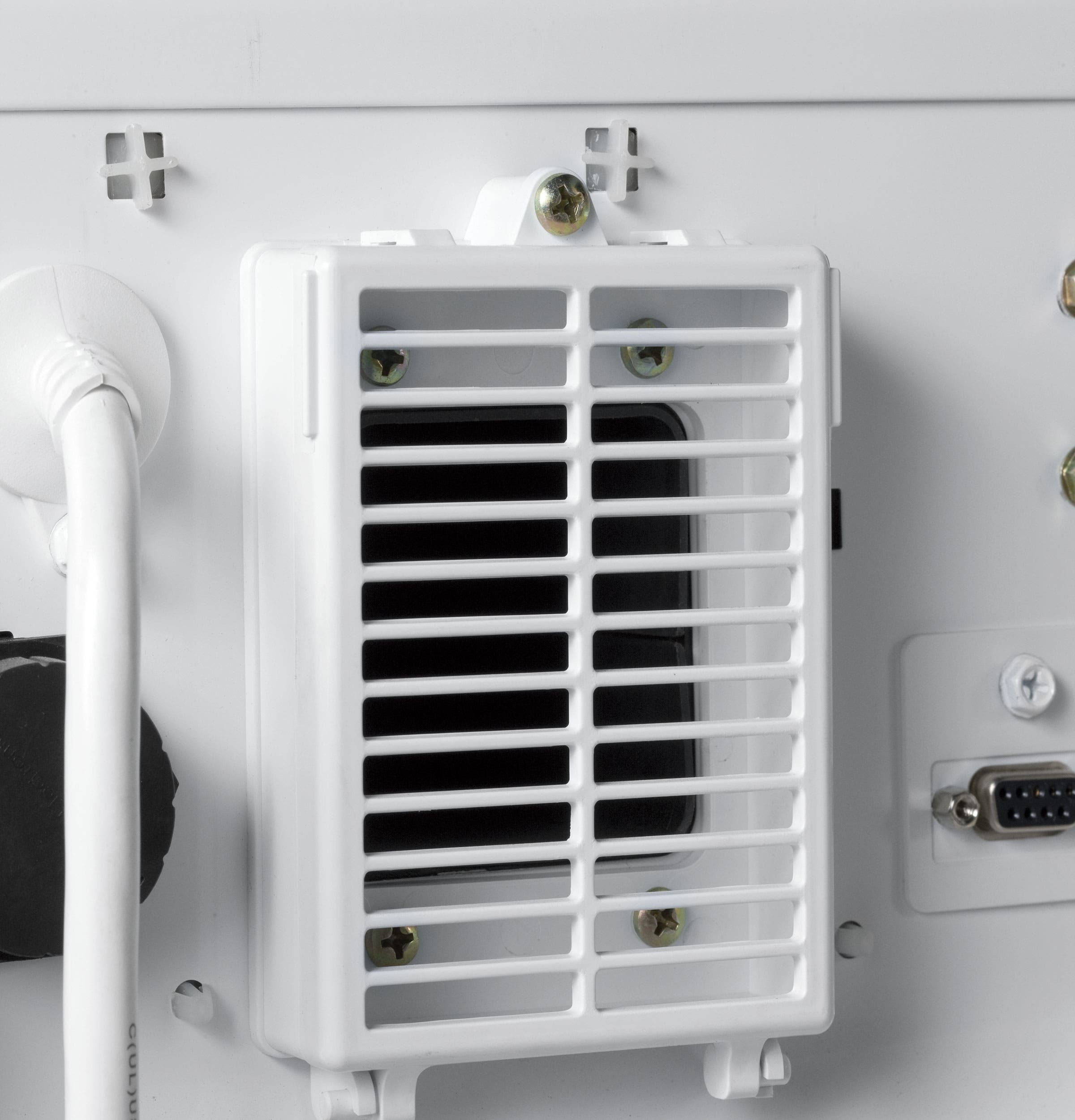 GE PFWS4600LWW White