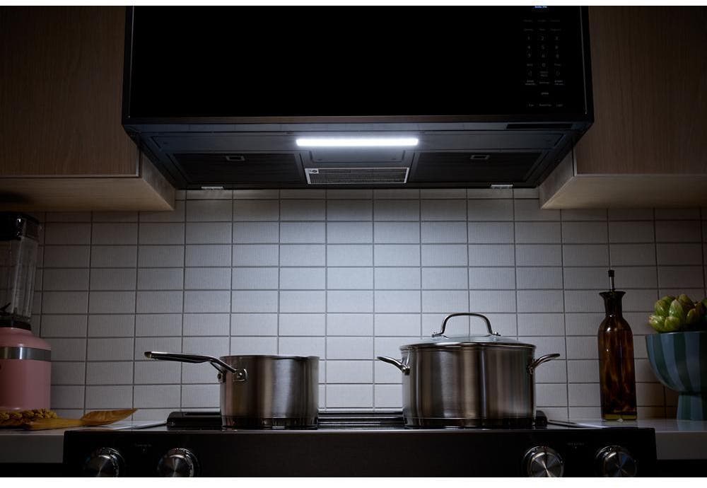 KitchenAid KMML550RBS Black Stainless Steel with PrintShield Finish