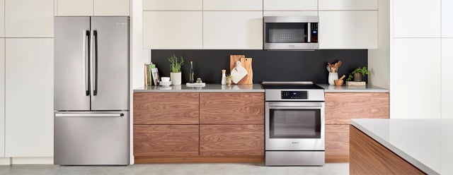 Bosch HGI8056UC 30 Inch Slide-In Gas Range with 5 Sealed Burners: ...