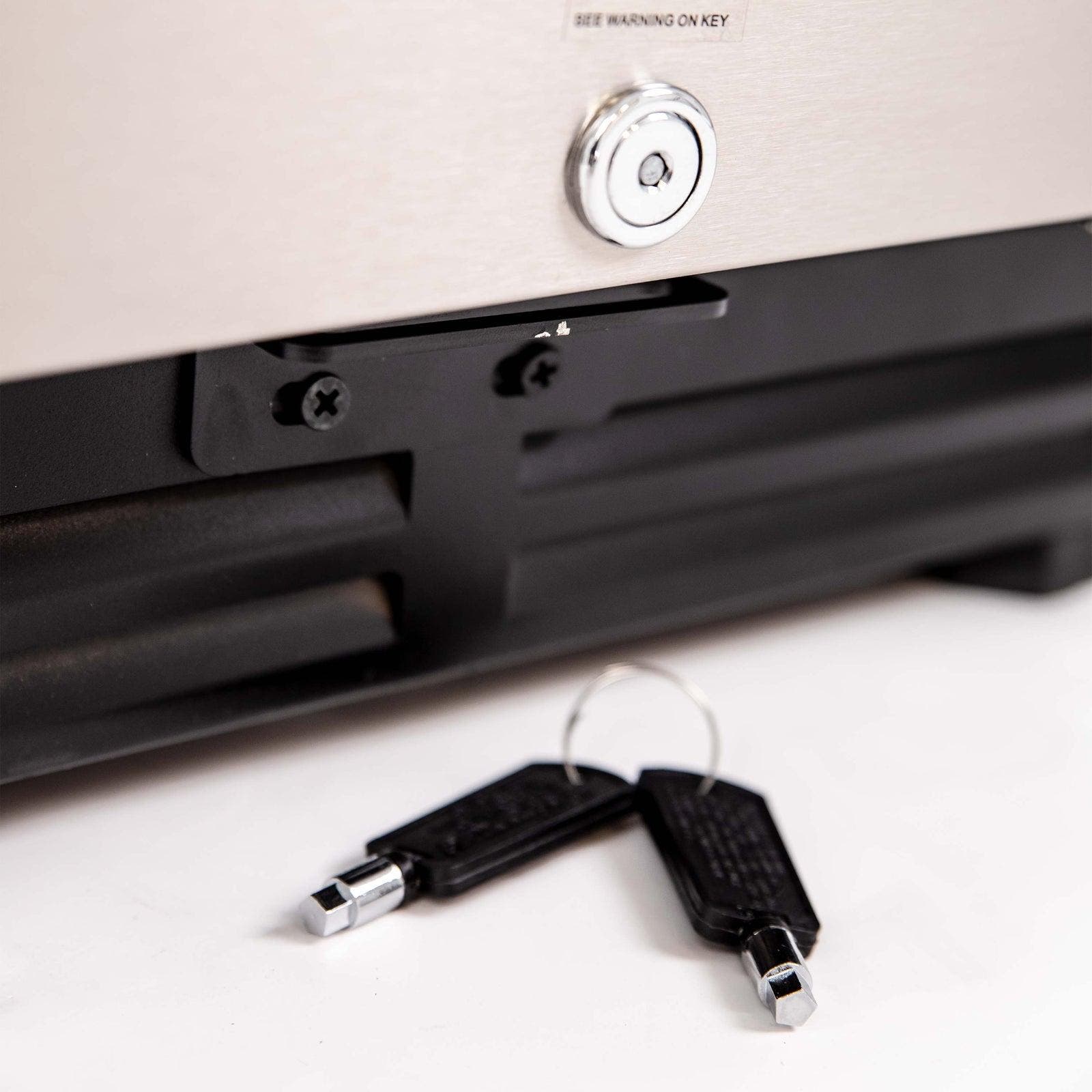 Avanti BCA3115S3S Black