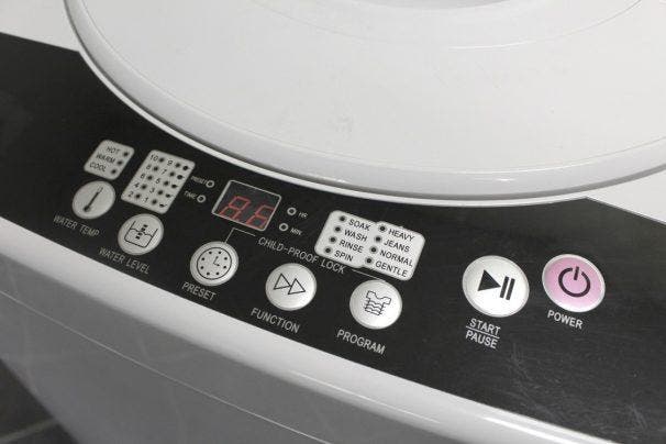 Danby DWM065WDB White