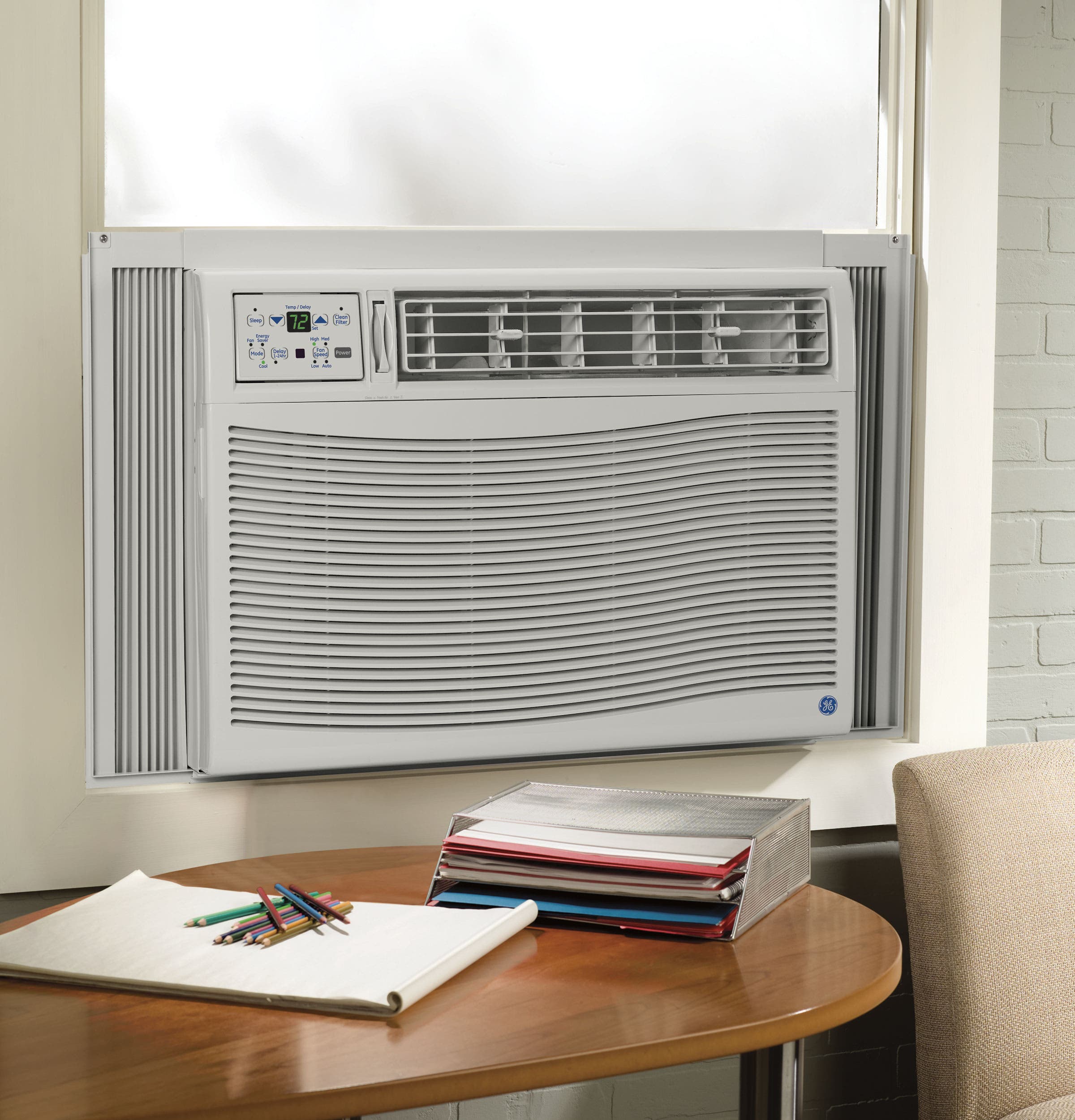 GE AKM14AN 14,100 BTU Air Conditioner