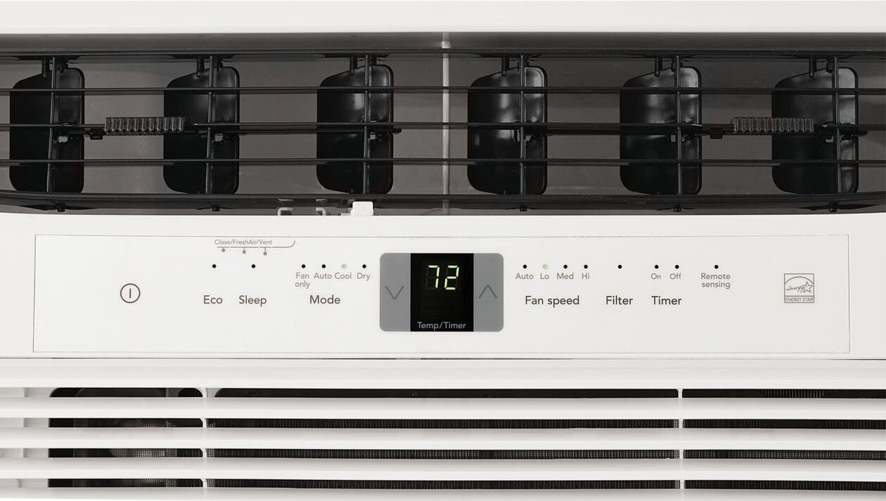 Frigidaire FFRE103WAE White