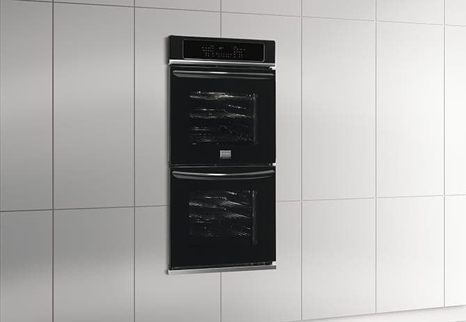 Frigidaire FGET3065PB Black