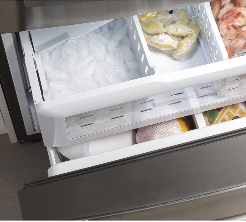 GE GFD28GYNFS 36 Inch, 27.7 Cu. Ft. Freestanding French Door Ref...