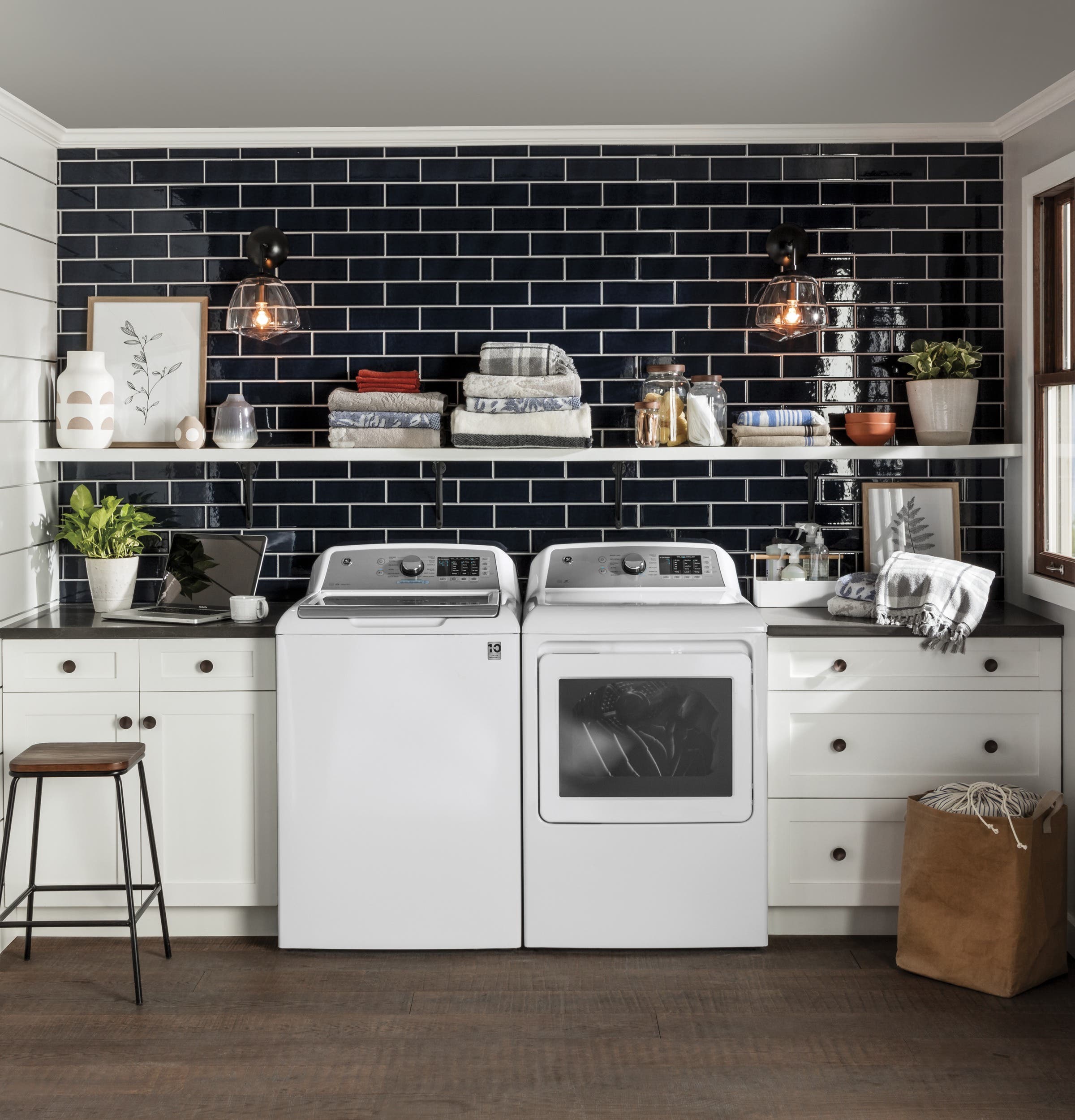 GE GTD72GBSNWS White