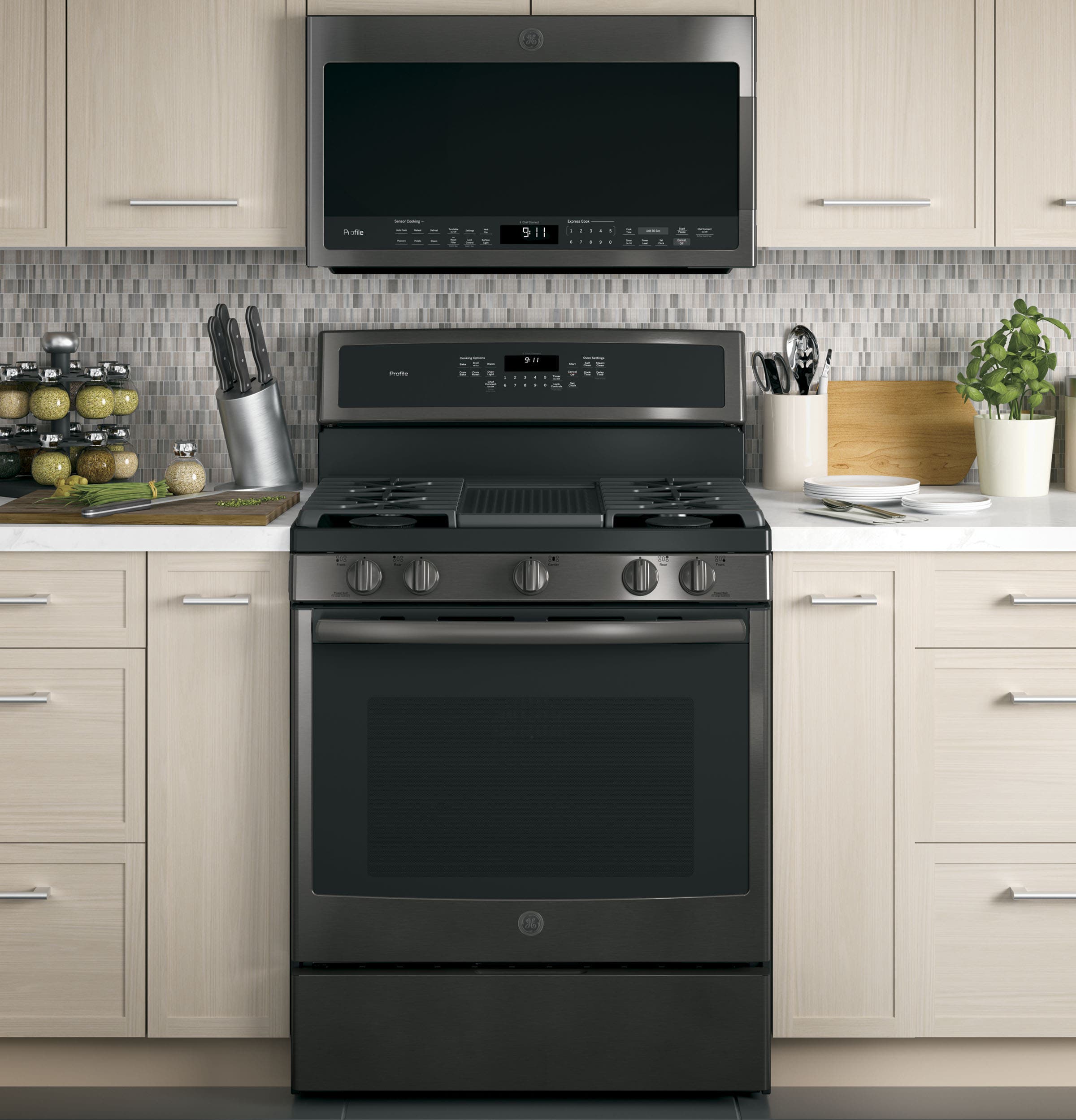 GE PGB911BEJTS Black Stainless Steel