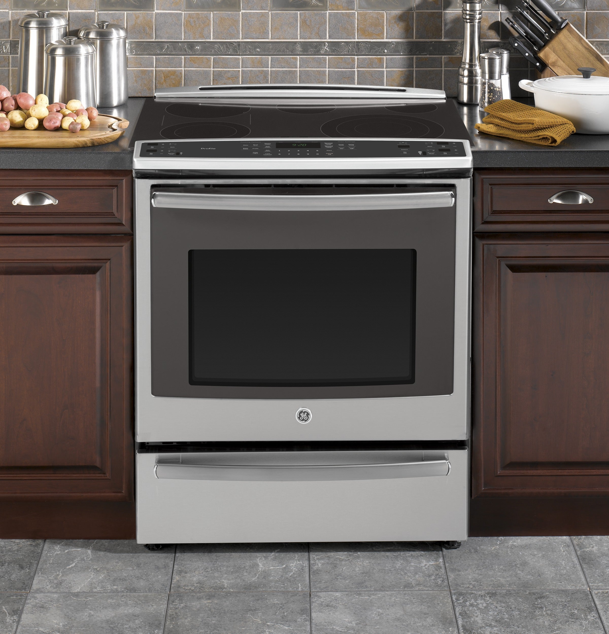 GE Profile 30 Inch Slide-in Electric Range - Thumbnail 2