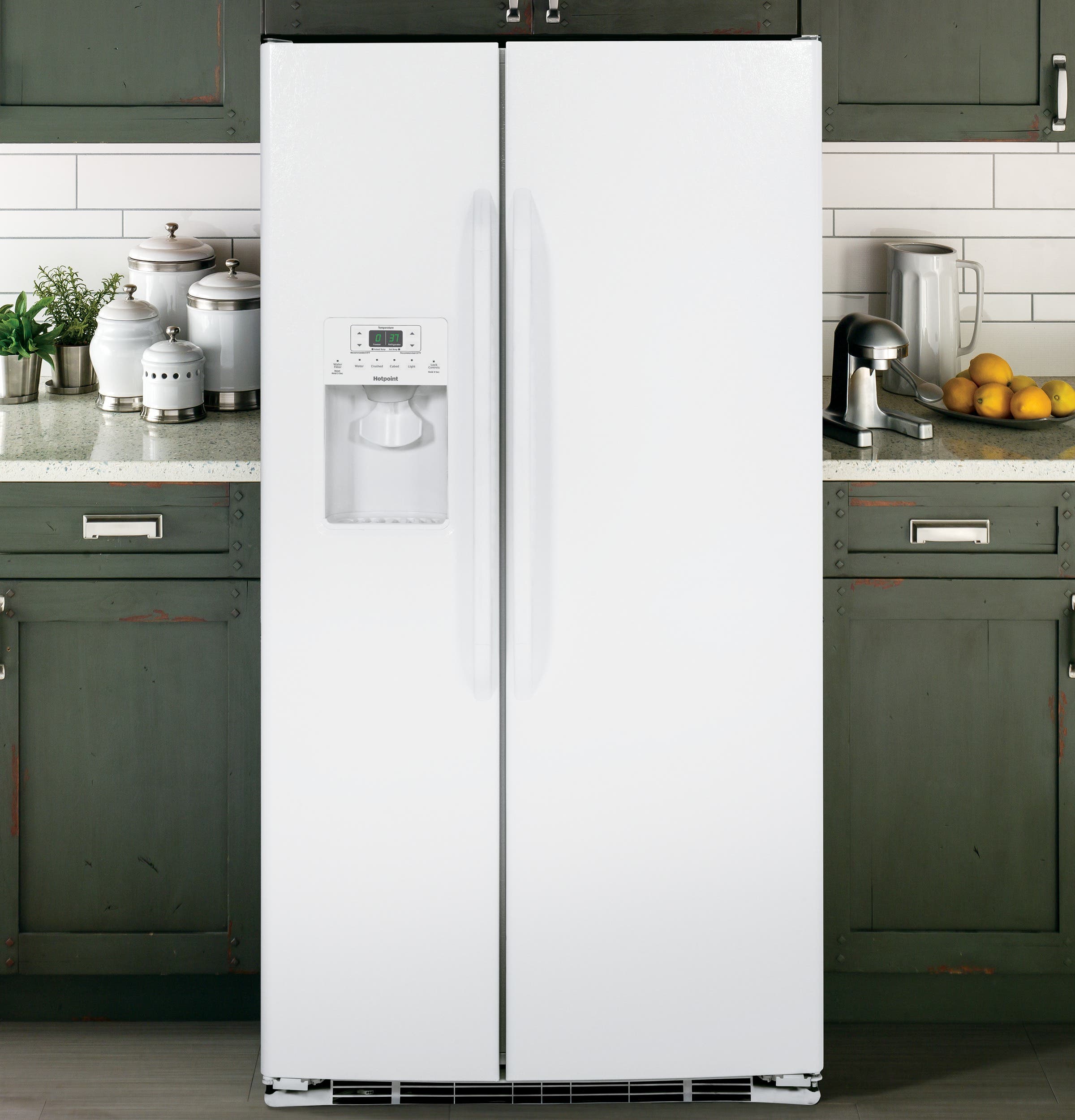 Hotpoint HSS25ATHWW White On White